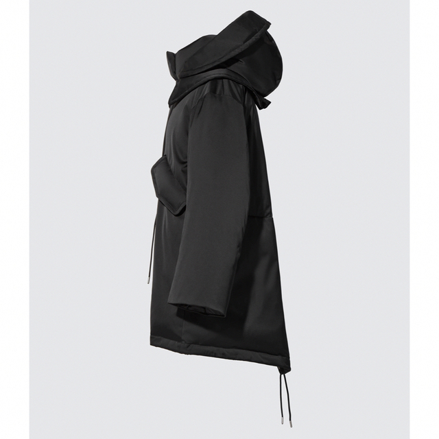 UNIQLO ユニクロ　プラスJ ダウンショートコート　ブラック　M レディースのジャケット/アウター(ダウンコート)の商品写真