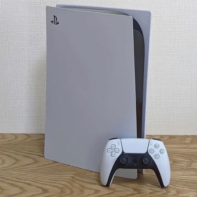 得価爆買い PlayStation - PS5 中古 本体CFI-1100A01 おまけ付きの通販