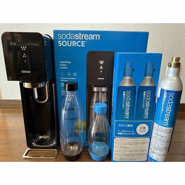sodastream【美品】ソーダストリーム　Source v3 スターターキット 炭酸水メーカー