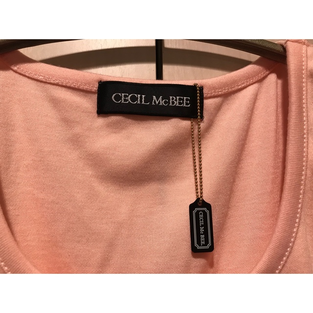 CECIL McBEE(セシルマクビー)の【送料無料】新品未使用 CECIL McBEE フォトプリントカットソー セシル レディースのトップス(カットソー(半袖/袖なし))の商品写真