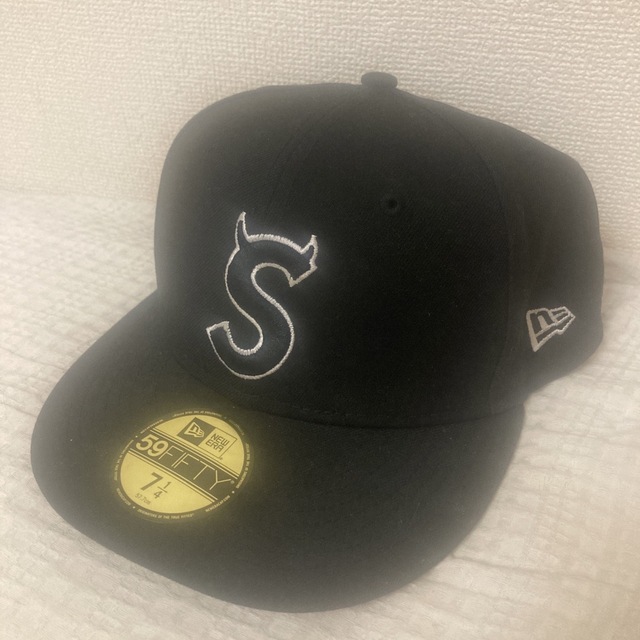 Supreme - 美品 ️Supreme S Logo New Era 〝BLACK″ の通販 by hina’s shop｜シュプリームならラクマ