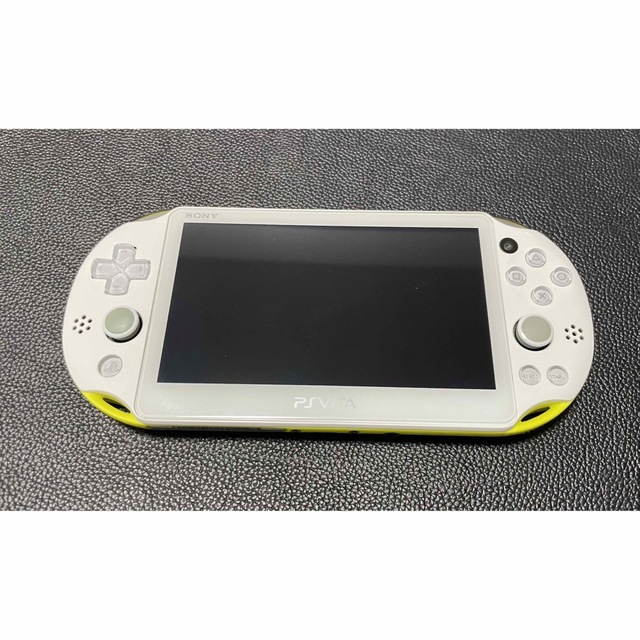 PS Vita PCH-2000 ライムグリーン PS Vita PCH-2000 ライムグリーン