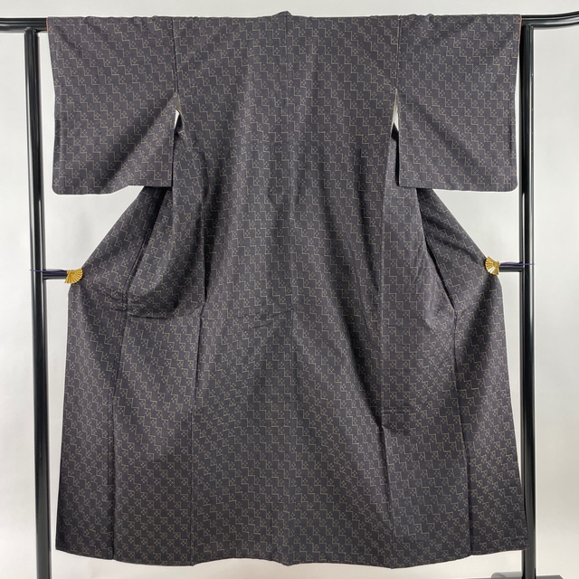 【開店記念セール!】 紬 美品 【中古】 正絹 裄丈61cm 身丈151cm 逸品 着物 【開店記念セール!】 紬 美品 【中古】 正絹 裄丈61cm 身丈151cm 逸品 着物