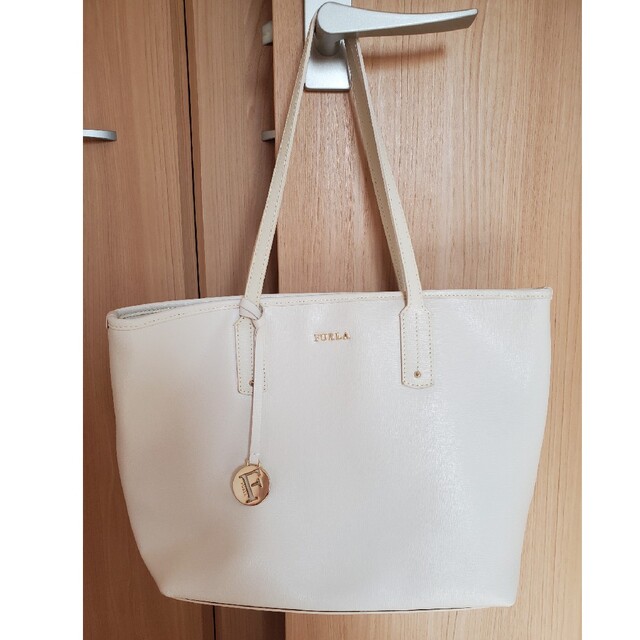 さぶ様専用!FURLA♡トートバッグ 最適な価格 28%割引 www.toyotec.com