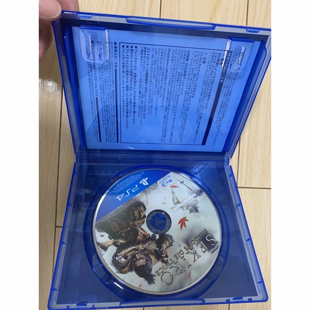 PlayStation4(プレイステーション4)のSEKIRO Star crazy様専用 エンタメ/ホビーのゲームソフト/ゲーム機本体(家庭用ゲームソフト)の商品写真