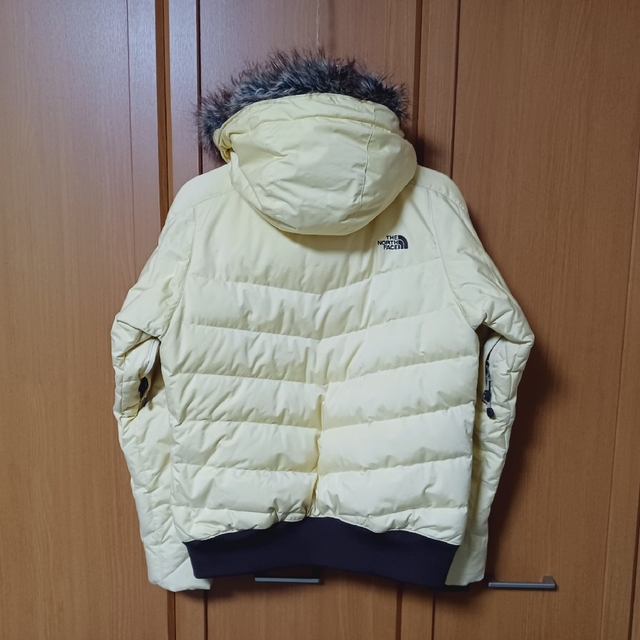 THE NORTH FACE(ザノースフェイス)の【中古】日本未発売 ノースフェイス RECCO600フィル ダウン サイズM レディースのジャケット/アウター(ダウンジャケット)の商品写真