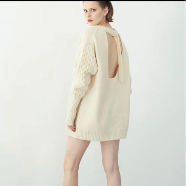 Back Open Cable Tunic