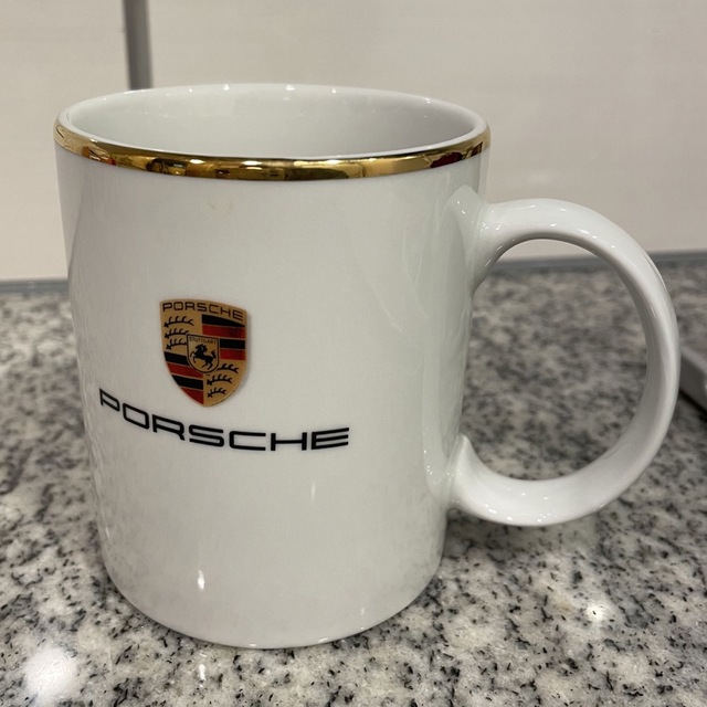 Porsche(ポルシェ)のPORSCHE ポルシェ　マグカップ インテリア/住まい/日用品のキッチン/食器(グラス/カップ)の商品写真