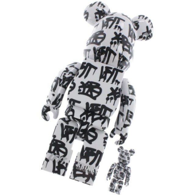 BE@RBRICK(ベアブリック)のBEARBRICK ベアブリック 小物類（その他） - 白x黒(総柄) 【古着】【中古】 メンズのファッション小物(その他)の商品写真