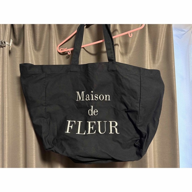 Maison de FLEUR(メゾンドフルール)のメゾンドフルール☆Maison de FLEUR☆ブランドロゴ帆布バッグ レディースのバッグ(トートバッグ)の商品写真