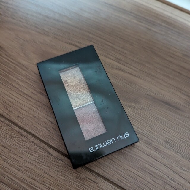 shu uemura(シュウウエムラ)のシュウウエムラ　アイシャドウセット コスメ/美容のベースメイク/化粧品(アイシャドウ)の商品写真