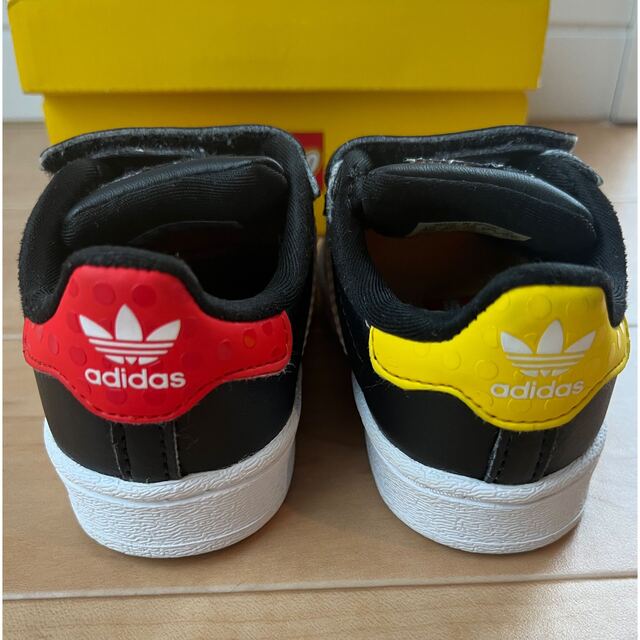 adidas(アディダス)のadidas×LEGO スニーカー　11㎝ キッズ/ベビー/マタニティのベビー靴/シューズ(~14cm)(スニーカー)の商品写真