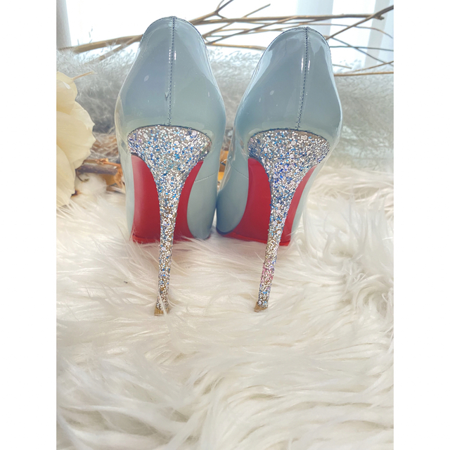 Christian Louboutin(クリスチャンルブタン)の《 クリスチャンルブタン 》オープントゥー グリッターヒール レディースの靴/シューズ(ハイヒール/パンプス)の商品写真