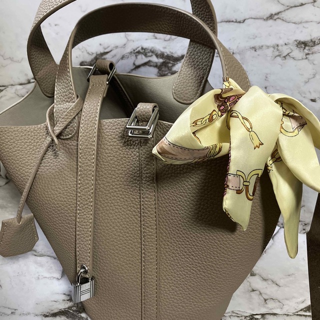 エルメス ピコタン風 バッグ レディースのバッグ(ハンドバッグ)の商品写真