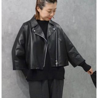 j.s luxe レザーショートライダースジャケット