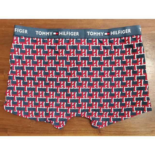 TOMMY HILFIGER(トミーヒルフィガー)のトミーヒルフィガー　新品　メンズ　ボクサーパンツ(TH/グリーンM) メンズのアンダーウェア(ボクサーパンツ)の商品写真