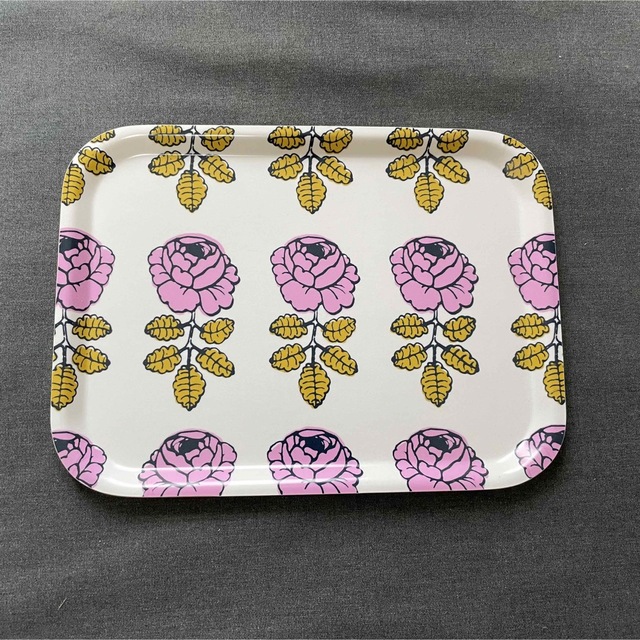 マリメッコ marimekko ヴィヒキルース トレイ????新品未使用
