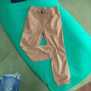 ギャップキッズ(GAP Kids)のGAP　クロップドパンツ　キッズL　140cm(パンツ/スパッツ)