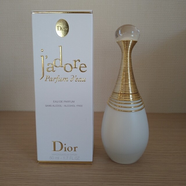 Christian Dior(クリスチャンディオール)の【未使用に近い】ディオール　ジャドールパルファンドー 50ml コスメ/美容の香水(ユニセックス)の商品写真