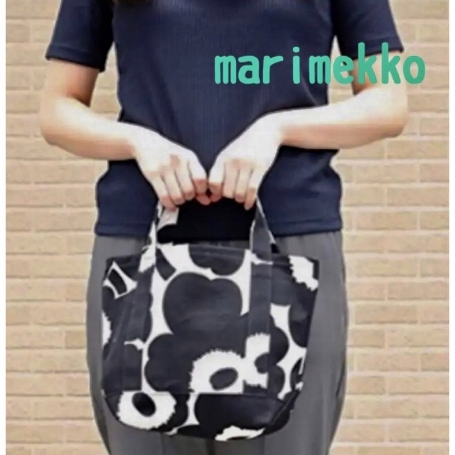 marimekko(マリメッコ)の新品　marimekko  トート　セイディ　ブラック　マリメッコ　ウニッコ　黒 レディースのバッグ(トートバッグ)の商品写真