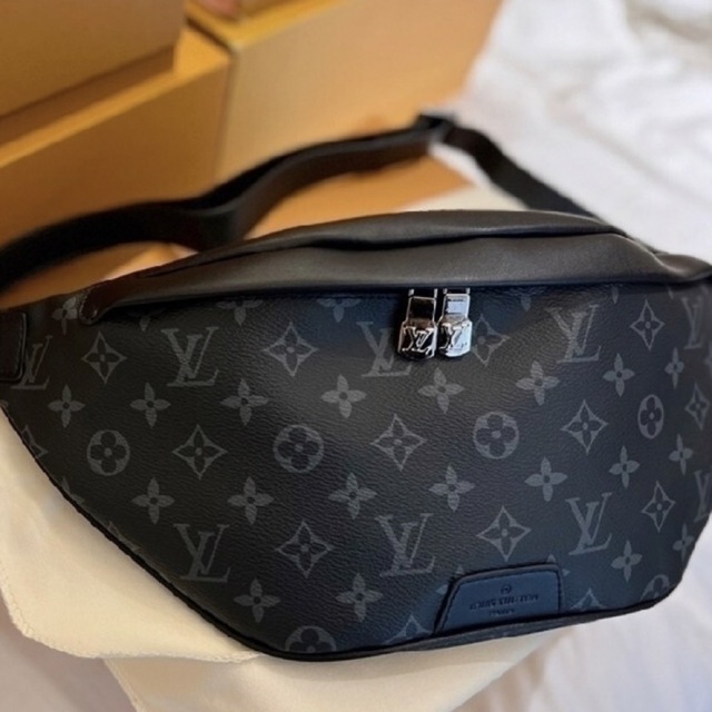 LOUIS VUITTON(ルイヴィトン)のルイヴィトン バムバック メンズのバッグ(ボディーバッグ)の商品写真