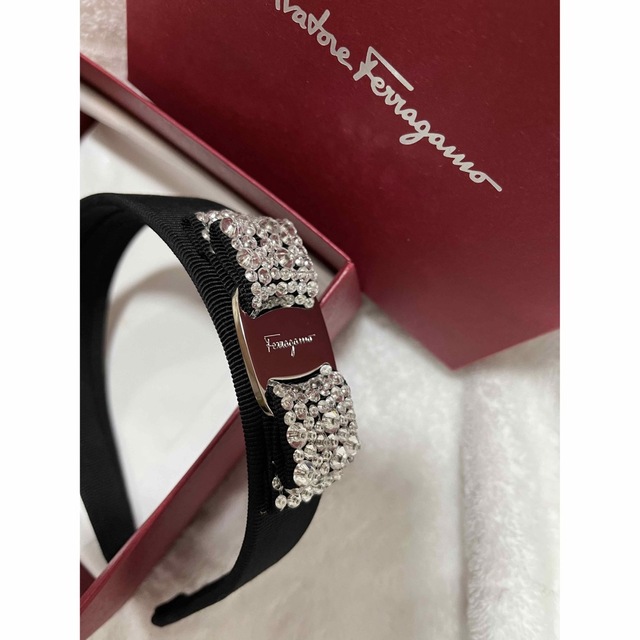 Ferragamo - フェラガモ クリスタルカチューシャの通販 by shop