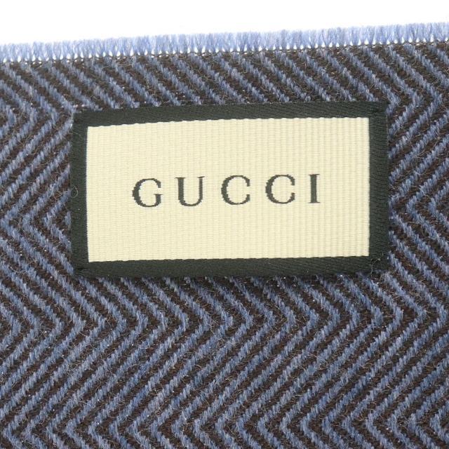 Gucci(グッチ)のグッチ マフラー ストール 中古 ブルー系 GUCCI 【中古】 | ビジネス 通勤 通学 メンズ ファッション シンプル 防寒 ストール 青 ブランド小物 ランクAB メンズのファッション小物(マフラー)の商品写真