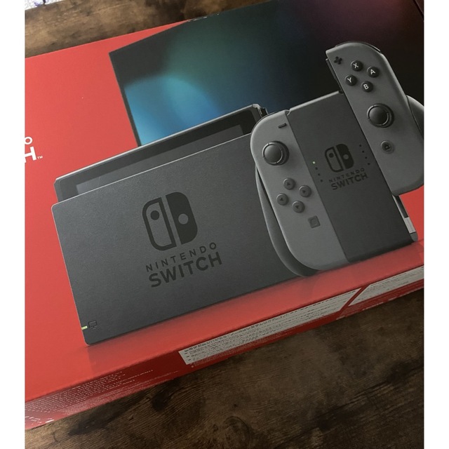 任天堂Switch 本体　ソフト付き