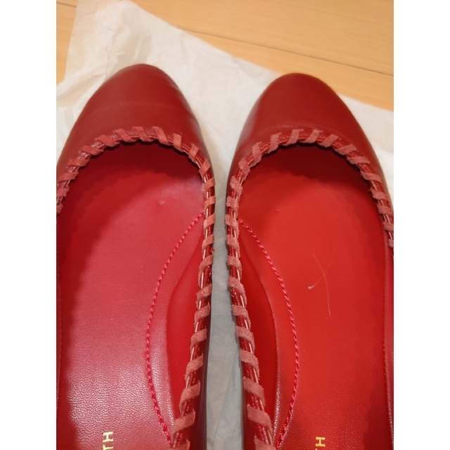 BEAUTY&YOUTH UNITED ARROWS(ビューティアンドユースユナイテッドアローズ)のレザー ラウンド ステッチ フラットシューズ パンプス 24.5cm レッド レディースの靴/シューズ(バレエシューズ)の商品写真