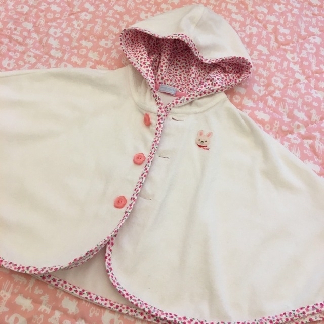 mikihouse(ミキハウス)のミキハウス　ポンチョ　フリーサイズ キッズ/ベビー/マタニティのキッズ服女の子用(90cm~)(その他)の商品写真