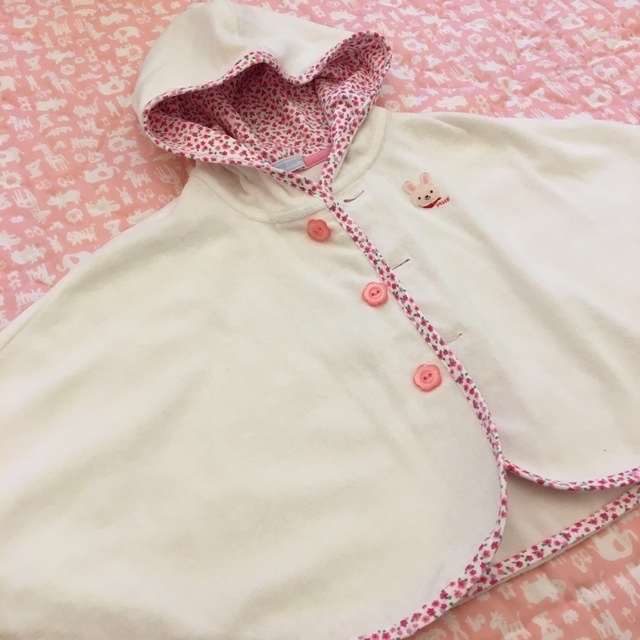 mikihouse(ミキハウス)のミキハウス　ポンチョ　フリーサイズ キッズ/ベビー/マタニティのキッズ服女の子用(90cm~)(その他)の商品写真