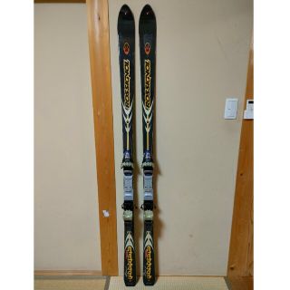 ロシニョール(ROSSIGNOL)のEVOLUTION4様専用　カービングスキー板　ロシニョール(板)