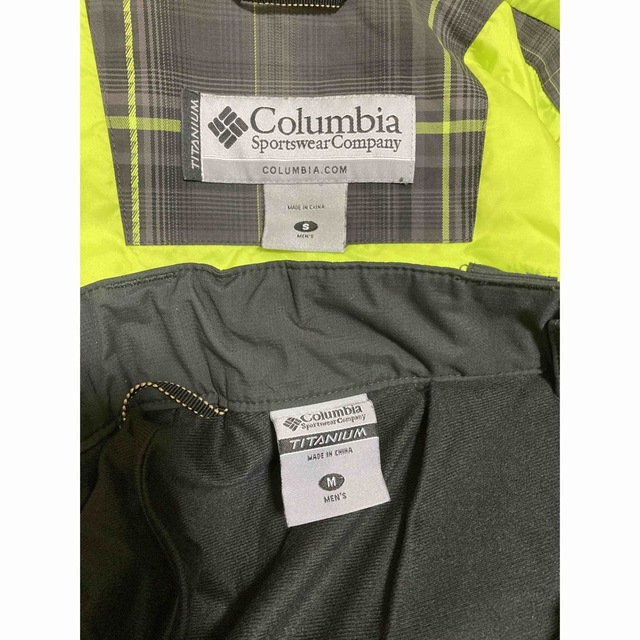 Columbia(コロンビア)のColumbia メンズ　スノーウェア　上S/下M スポーツ/アウトドアのスノーボード(ウエア/装備)の商品写真