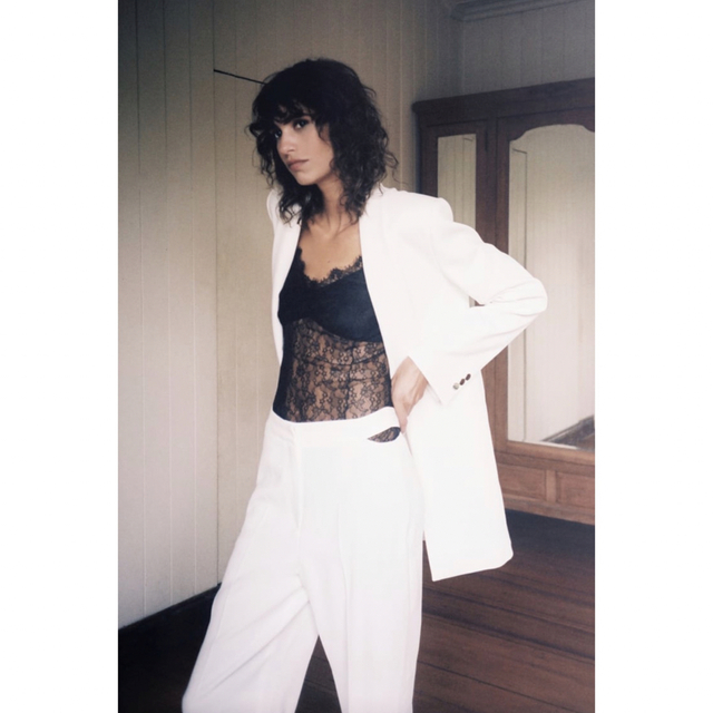 ZARA - ZARA レーストリム ボディスーツの通販 by jm.shop|ザラ ZARA - ZARA レーストリム ボディスーツの通販 by jm.shop|ザラ