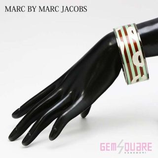 マークジェイコブス(MARC JACOBS)のマークジェイコブス LIPS PRINT BANGLE バングル ブレスレット(ブレスレット/バングル)