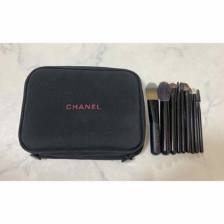 シャネル(CHANEL)の最終値下げしました！シャネルポーチ/ブラシ付き/ブラシ立て付き(コフレ/メイクアップセット)