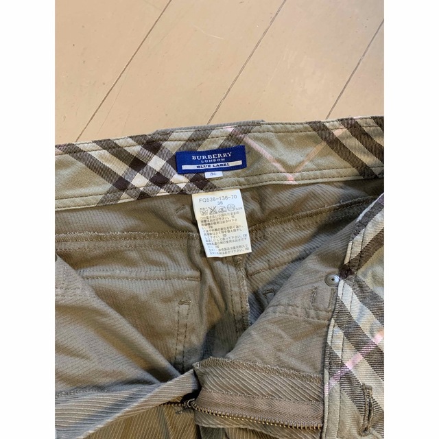 BURBERRY BLUE LABEL(バーバリーブルーレーベル)のburberry bluelabel ハーフパンツ レディースのパンツ(ハーフパンツ)の商品写真