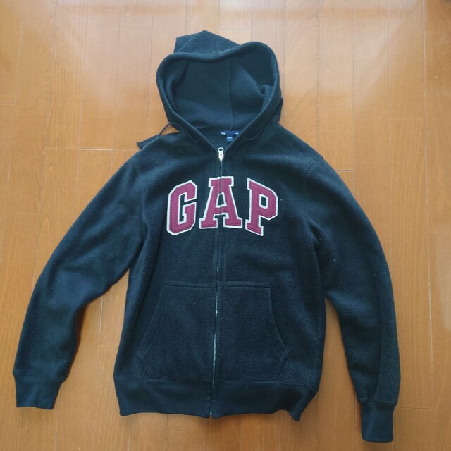 GAP(ギャップ)のパーカー GAP  起毛 ロゴ フリース メンズ レディース 黒 裏起毛 レディースのトップス(パーカー)の商品写真