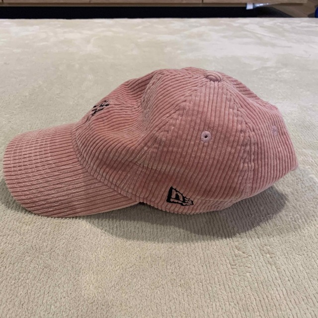 NEW ERA(ニューエラー)のニューエラ　キャップ　コーデュロイ　ダスティピンク レディースの帽子(キャップ)の商品写真