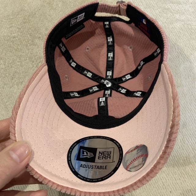 NEW ERA(ニューエラー)のニューエラ　キャップ　コーデュロイ　ダスティピンク レディースの帽子(キャップ)の商品写真