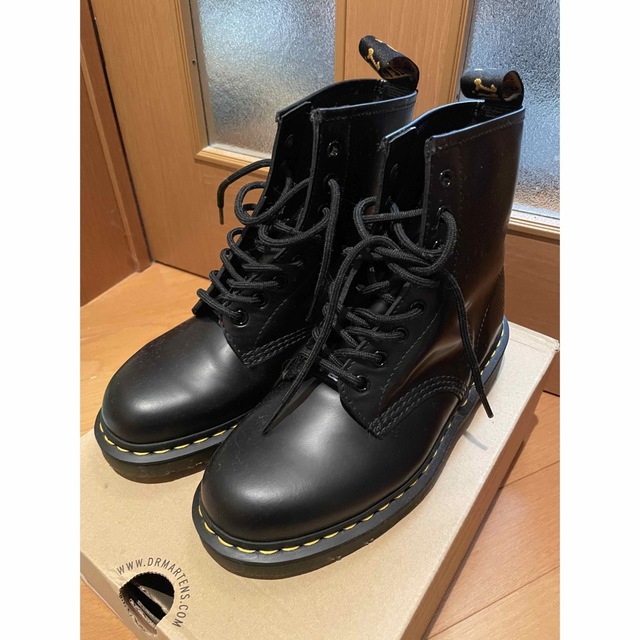 Dr.Martens 1460 8ホール