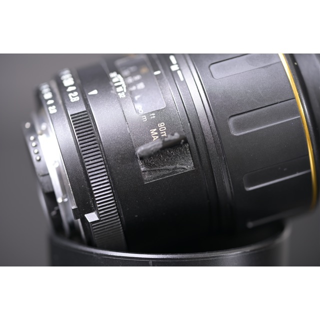 TAMRON(タムロン)のタムロン 90mm F2.8 マクロレンズ ニコンFマウント  スマホ/家電/カメラのカメラ(レンズ(単焦点))の商品写真