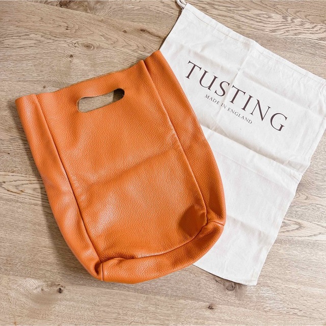 TUSTING(タスティング)の【tusting】Kimpton orange レディースのバッグ(ハンドバッグ)の商品写真