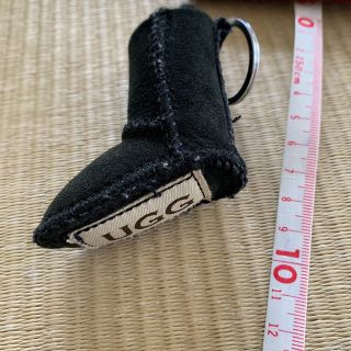 アグ(UGG)のUGGアグ　キーホルダー黒色(キーホルダー)