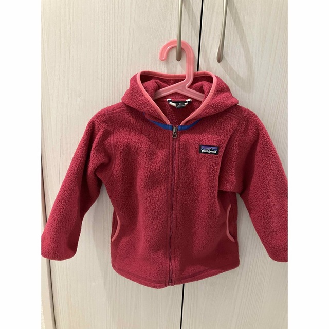 patagonia(パタゴニア)のPatagonia/パタゴニア/ジップアップパーカー／ピンク/3T キッズ/ベビー/マタニティのキッズ服女の子用(90cm~)(ジャケット/上着)の商品写真