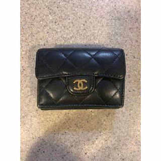 シャネル(CHANEL)のCHANEL♡ラムスキン♡クラシックスモールフラップウォレット♡シャネル(財布)