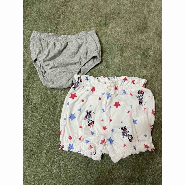 babyGAP(ベビーギャップ)のgapデニム➕おまけ付き キッズ/ベビー/マタニティのベビー服(~85cm)(パンツ)の商品写真