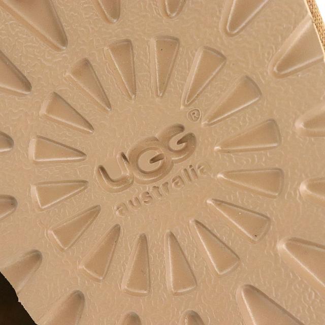 UGG(アグ)のアグ ブーツ 1003184 中古 スタッズ サイズ22cm ライトブラウン UGG 【中古】 | ブランド シューズ シンプル 茶色 ウインターファッション 防寒 冬物 Aランク レディースの靴/シューズ(ブーツ)の商品写真