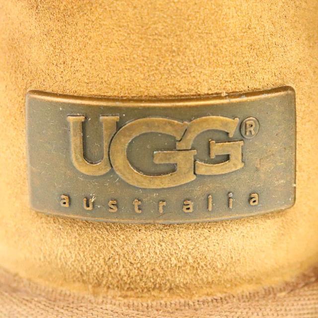 UGG(アグ)のアグ ブーツ 1003184 中古 スタッズ サイズ22cm ライトブラウン UGG 【中古】 | ブランド シューズ シンプル 茶色 ウインターファッション 防寒 冬物 Aランク レディースの靴/シューズ(ブーツ)の商品写真