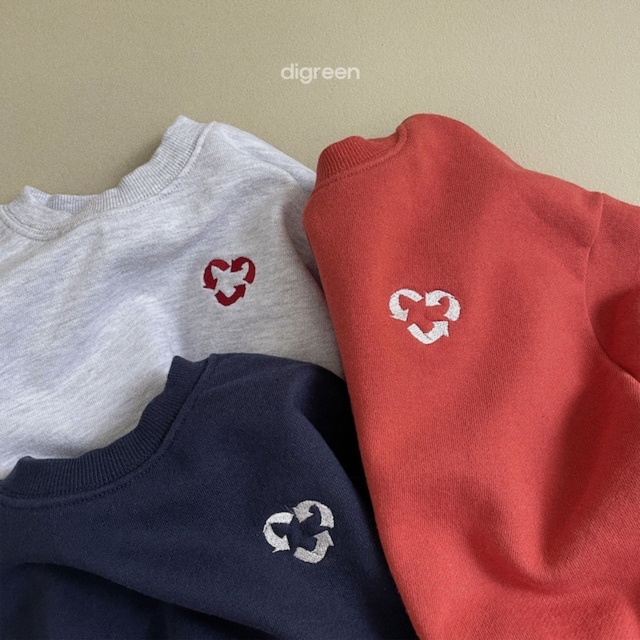 digreen heart sweat shirt キッズ/ベビー/マタニティのキッズ服男の子用(90cm~)(Tシャツ/カットソー)の商品写真